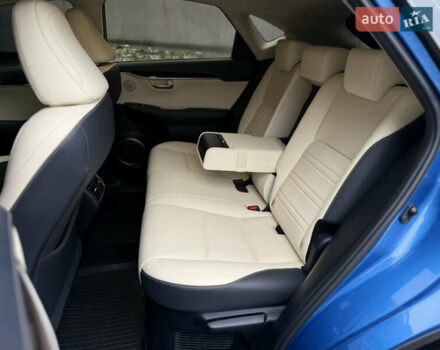 Синій Лексус НХ, об'ємом двигуна 2 л та пробігом 73 тис. км за 31500 $, фото 14 на Automoto.ua