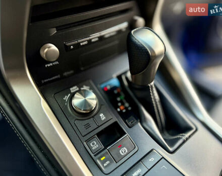 Синий Лексус НХ, объемом двигателя 2 л и пробегом 24 тыс. км за 27000 $, фото 30 на Automoto.ua