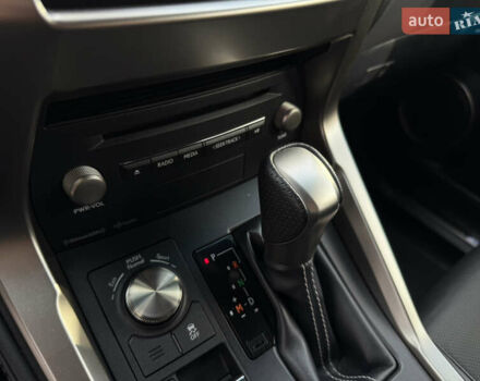 Синий Лексус НХ, объемом двигателя 2 л и пробегом 24 тыс. км за 27000 $, фото 49 на Automoto.ua