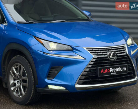 Синій Лексус НХ, об'ємом двигуна 2 л та пробігом 73 тис. км за 31500 $, фото 9 на Automoto.ua