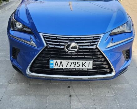 Синий Лексус НХ, объемом двигателя 2 л и пробегом 73 тыс. км за 33000 $, фото 1 на Automoto.ua