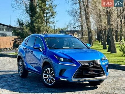 Синий Лексус НХ, объемом двигателя 1.99 л и пробегом 70 тыс. км за 28777 $, фото 1 на Automoto.ua