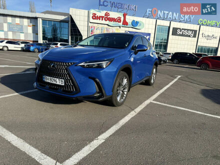 Лексус НХ 2023 в Одессе на Automoto.ua Синий Лексус НХ, объемом двигателя 2.49 л и пробегом 7 тыс. км за 49500 $, фото 1 на Automoto.ua