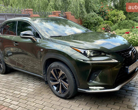 Зеленый Лексус НХ, объемом двигателя 1.99 л и пробегом 43 тыс. км за 35800 $, фото 2 на Automoto.ua