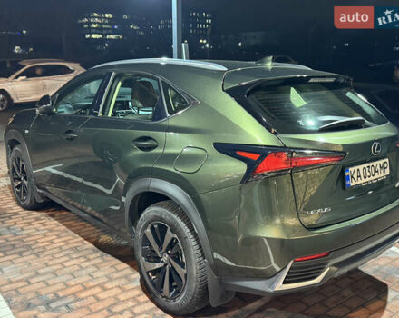 Зелений Лексус НХ, об'ємом двигуна 1.99 л та пробігом 55 тис. км за 36200 $, фото 2 на Automoto.ua