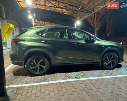 Зелений Лексус НХ, об'ємом двигуна 1.99 л та пробігом 55 тис. км за 36200 $, фото 7 на Automoto.ua