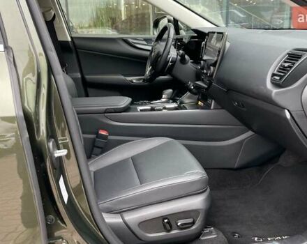 Зеленый Лексус НХ, объемом двигателя 2.49 л и пробегом 31 тыс. км за 49228 $, фото 5 на Automoto.ua