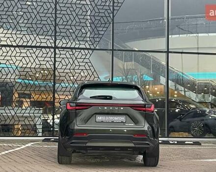 Зеленый Лексус НХ, объемом двигателя 1.99 л и пробегом 45 тыс. км за 40326 $, фото 3 на Automoto.ua