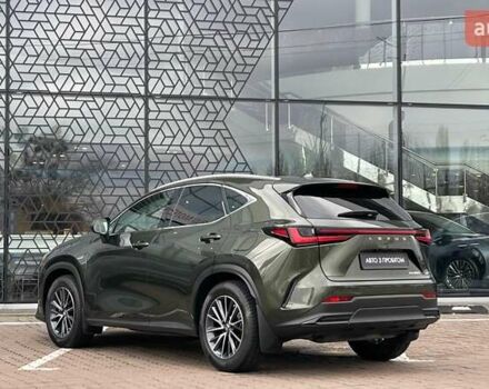 Зеленый Лексус НХ, объемом двигателя 2.49 л и пробегом 31 тыс. км за 49228 $, фото 1 на Automoto.ua