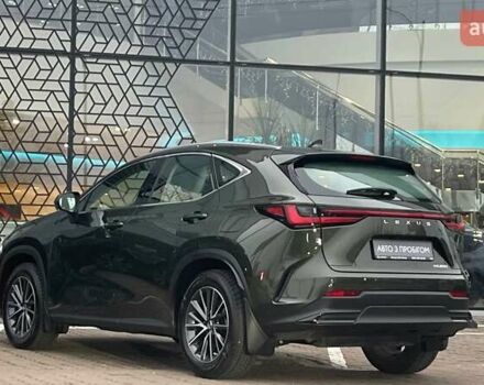 Зеленый Лексус НХ, объемом двигателя 1.99 л и пробегом 45 тыс. км за 40326 $, фото 1 на Automoto.ua