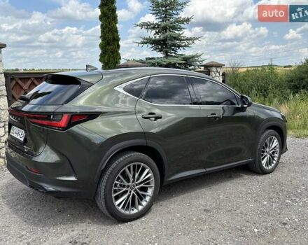 Зелений Лексус НХ, об'ємом двигуна 2.49 л та пробігом 37 тис. км за 61700 $, фото 3 на Automoto.ua