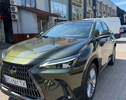 Зеленый Лексус НХ, объемом двигателя 2.49 л и пробегом 49 тыс. км за 54500 $, фото 1 на Automoto.ua