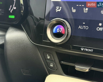 Зеленый Лексус НХ, объемом двигателя 2.49 л и пробегом 40 тыс. км за 59900 $, фото 25 на Automoto.ua