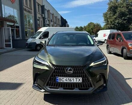 Зеленый Лексус НХ, объемом двигателя 2.49 л и пробегом 49 тыс. км за 54500 $, фото 3 на Automoto.ua