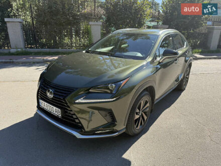 Зеленый Лексус НХ, объемом двигателя 1.99 л и пробегом 53 тыс. км за 38000 $, фото 1 на Automoto.ua