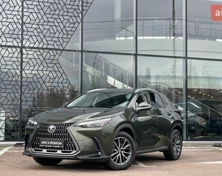 Зеленый Лексус НХ, объемом двигателя 2.49 л и пробегом 31 тыс. км за 49228 $, фото 1 на Automoto.ua