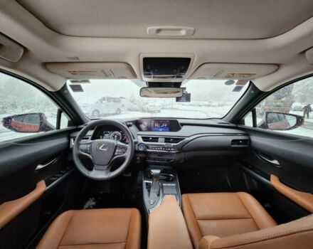 Оранжевый Лексус НХ, объемом двигателя 2 л и пробегом 79 тыс. км за 12500 $, фото 7 на Automoto.ua