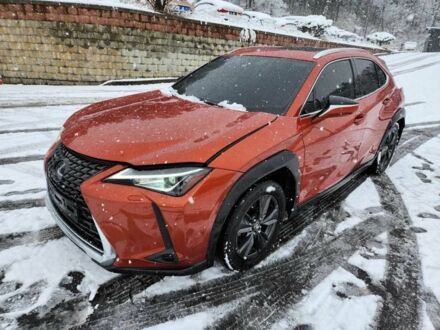 Оранжевый Лексус НХ, объемом двигателя 2 л и пробегом 79 тыс. км за 12500 $, фото 1 на Automoto.ua