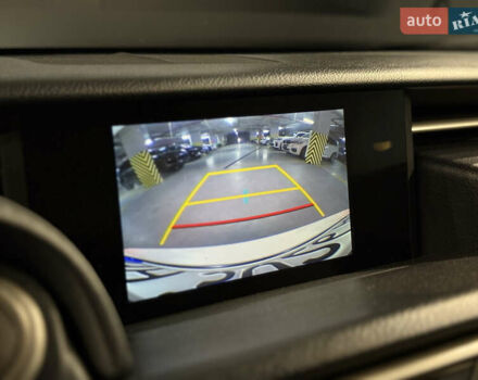 Белый Лексус РС, объемом двигателя 3.46 л и пробегом 120 тыс. км за 26990 $, фото 25 на Automoto.ua