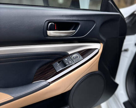 Білий Лексус РС, об'ємом двигуна 2 л та пробігом 62 тис. км за 21900 $, фото 8 на Automoto.ua