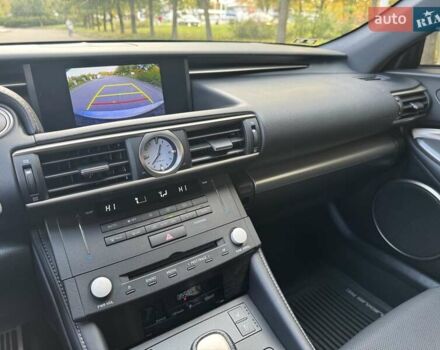 Бежевый Лексус РС, объемом двигателя 3.5 л и пробегом 135 тыс. км за 21300 $, фото 23 на Automoto.ua