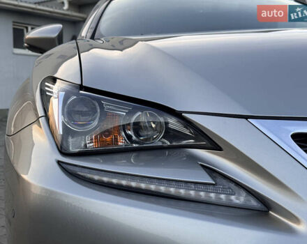 Серый Лексус РС, объемом двигателя 2 л и пробегом 62 тыс. км за 23850 $, фото 13 на Automoto.ua