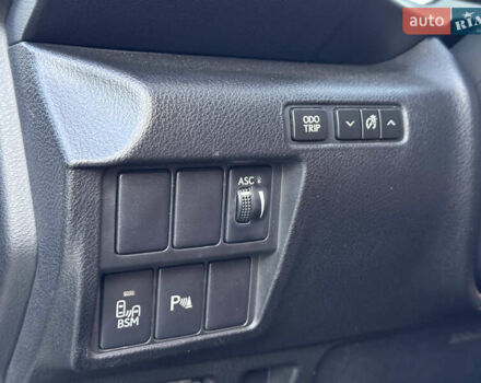 Серый Лексус РС, объемом двигателя 2 л и пробегом 62 тыс. км за 23850 $, фото 36 на Automoto.ua