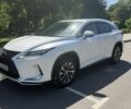 Белый Лексус РХ, объемом двигателя 2 л и пробегом 58 тыс. км за 52000 $, фото 2 на Automoto.ua