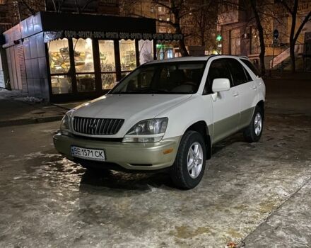 Белый Лексус РХ, объемом двигателя 3 л и пробегом 240 тыс. км за 7100 $, фото 5 на Automoto.ua