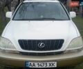 Белый Лексус РХ, объемом двигателя 3 л и пробегом 300 тыс. км за 2800 $, фото 1 на Automoto.ua