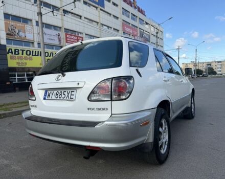 Белый Лексус РХ, объемом двигателя 3 л и пробегом 390 тыс. км за 3200 $, фото 6 на Automoto.ua