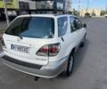Белый Лексус РХ, объемом двигателя 3 л и пробегом 390 тыс. км за 3200 $, фото 1 на Automoto.ua
