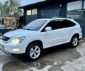 Белый Лексус РХ, объемом двигателя 3.3 л и пробегом 239 тыс. км за 8800 $, фото 1 на Automoto.ua