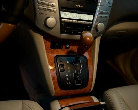 Белый Лексус РХ, объемом двигателя 3.3 л и пробегом 239 тыс. км за 8800 $, фото 10 на Automoto.ua