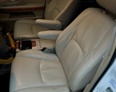 Белый Лексус РХ, объемом двигателя 3.3 л и пробегом 239 тыс. км за 8800 $, фото 19 на Automoto.ua