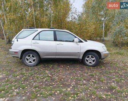 Белый Лексус РХ, объемом двигателя 3 л и пробегом 187 тыс. км за 6200 $, фото 11 на Automoto.ua