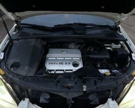 Белый Лексус РХ, объемом двигателя 3.3 л и пробегом 239 тыс. км за 8800 $, фото 21 на Automoto.ua