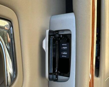 Белый Лексус РХ, объемом двигателя 3.3 л и пробегом 272 тыс. км за 7700 $, фото 15 на Automoto.ua