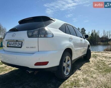 Белый Лексус РХ, объемом двигателя 3.3 л и пробегом 272 тыс. км за 7700 $, фото 3 на Automoto.ua