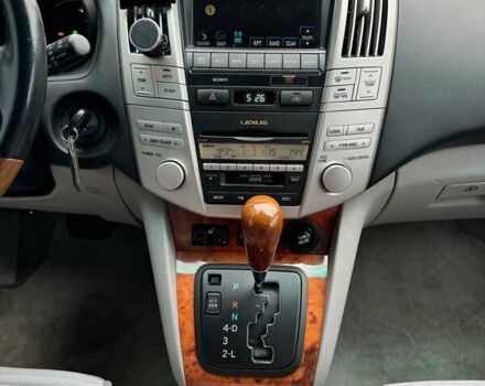 Белый Лексус РХ, объемом двигателя 3.46 л и пробегом 180 тыс. км за 10999 $, фото 48 на Automoto.ua