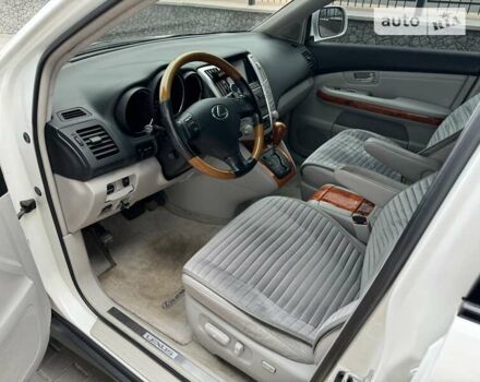 Белый Лексус РХ, объемом двигателя 3.46 л и пробегом 180 тыс. км за 10999 $, фото 36 на Automoto.ua