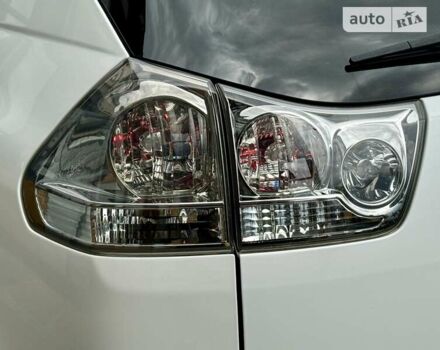 Белый Лексус РХ, объемом двигателя 3.46 л и пробегом 180 тыс. км за 10999 $, фото 35 на Automoto.ua