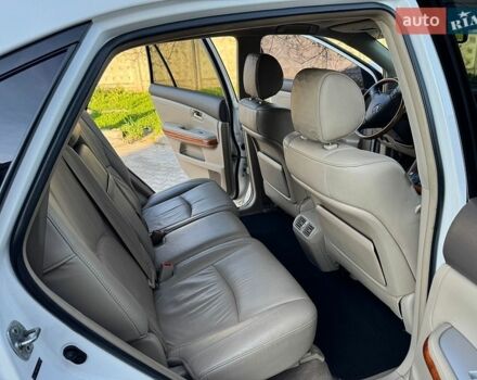 Білий Лексус РХ, об'ємом двигуна 3.46 л та пробігом 218 тис. км за 10500 $, фото 25 на Automoto.ua