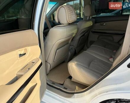 Белый Лексус РХ, объемом двигателя 3.46 л и пробегом 188 тыс. км за 9000 $, фото 2 на Automoto.ua