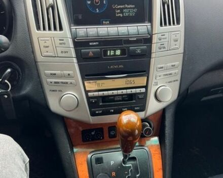 Белый Лексус РХ, объемом двигателя 3.3 л и пробегом 299 тыс. км за 10800 $, фото 6 на Automoto.ua