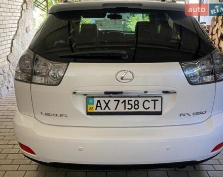 Белый Лексус РХ, объемом двигателя 3.5 л и пробегом 111 тыс. км за 15000 $, фото 4 на Automoto.ua