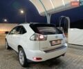 Белый Лексус РХ, объемом двигателя 3.5 л и пробегом 240 тыс. км за 8700 $, фото 3 на Automoto.ua