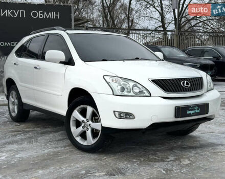 Белый Лексус РХ, объемом двигателя 3.46 л и пробегом 300 тыс. км за 9999 $, фото 2 на Automoto.ua