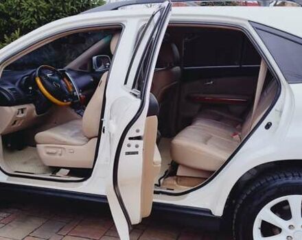 Білий Лексус РХ, об'ємом двигуна 3.31 л та пробігом 272 тис. км за 11000 $, фото 5 на Automoto.ua