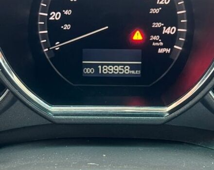 Белый Лексус РХ, объемом двигателя 3.3 л и пробегом 299 тыс. км за 10800 $, фото 4 на Automoto.ua